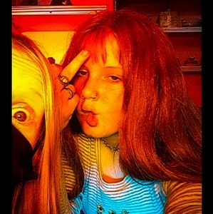 Meet your Posher, Alyssa